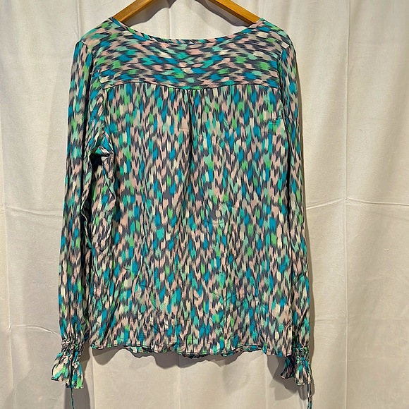 Tori Richard Beautiful 100% Silk Blouse Shirt Top **Size 12** - Picture 2 of 5
